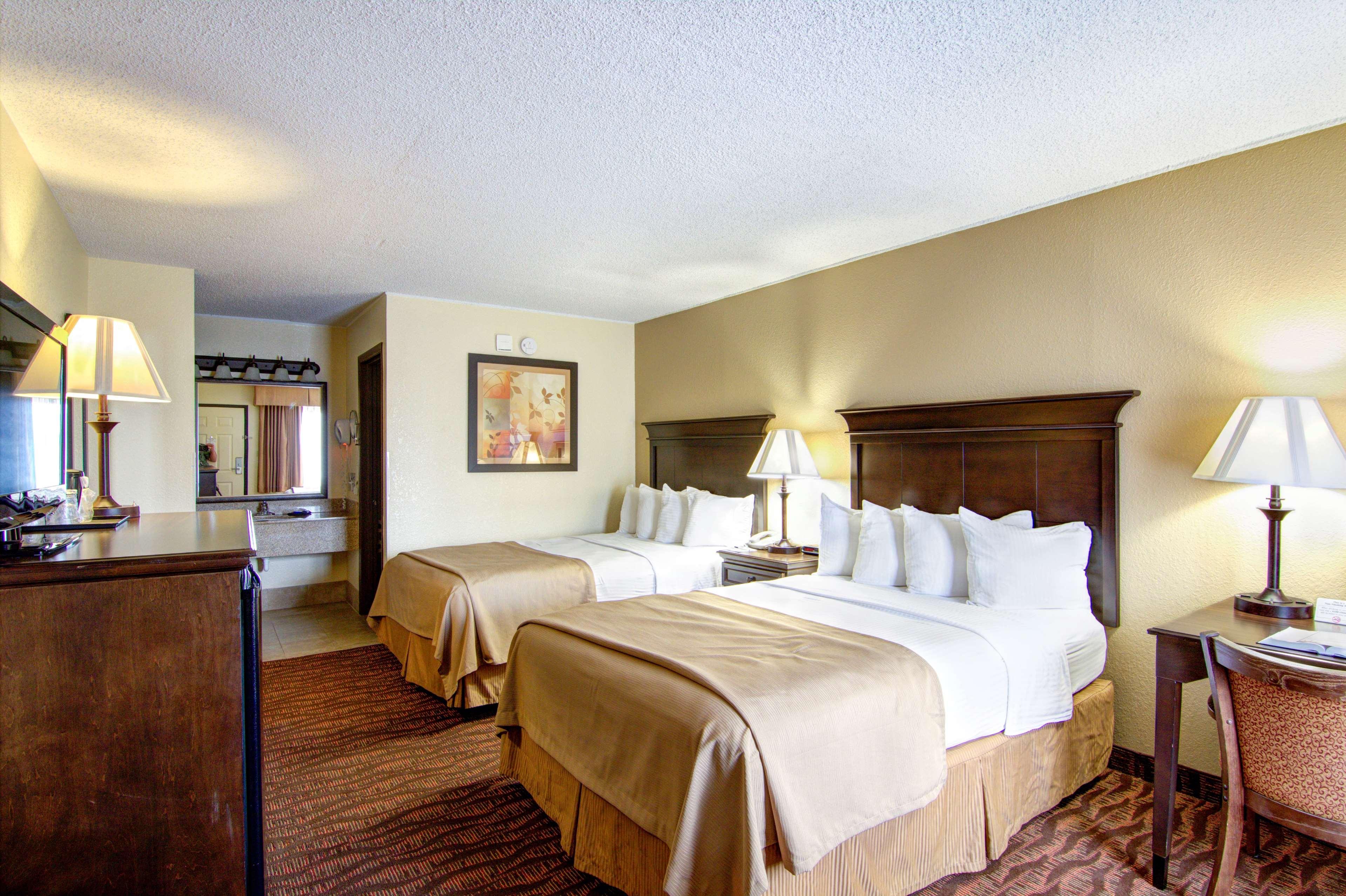 Best Western Center Pointe Inn Branson Exterior photo