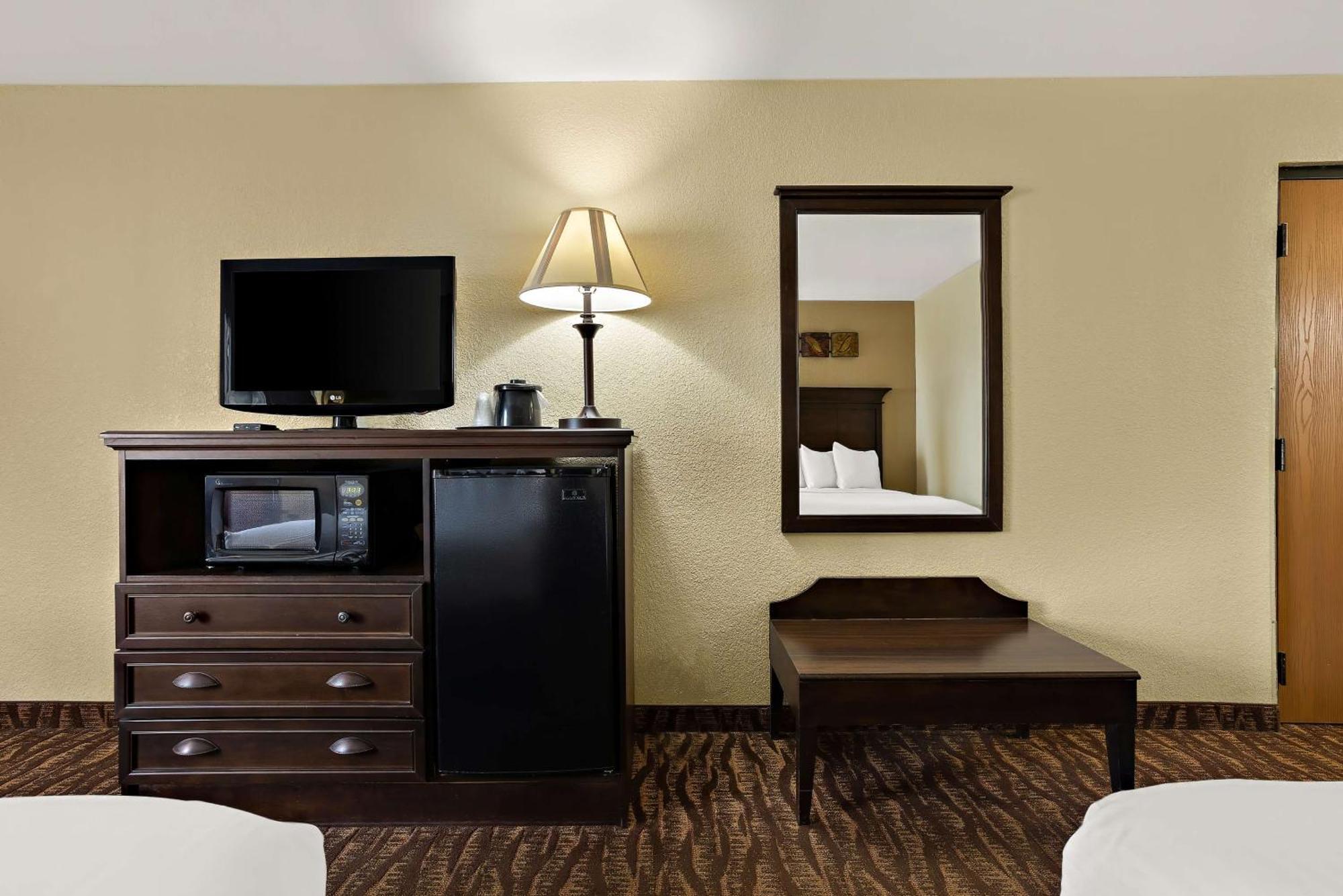 Best Western Center Pointe Inn Branson Exterior photo